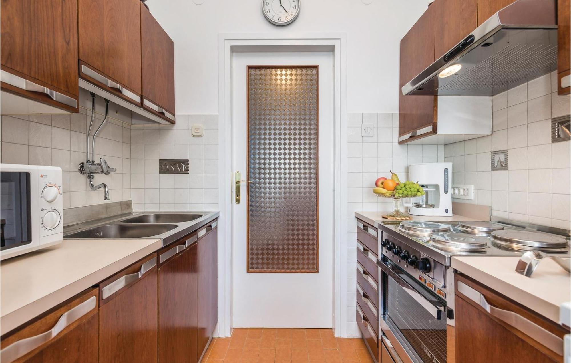 Nice Apartment In Lovran With House Sea View エクステリア 写真